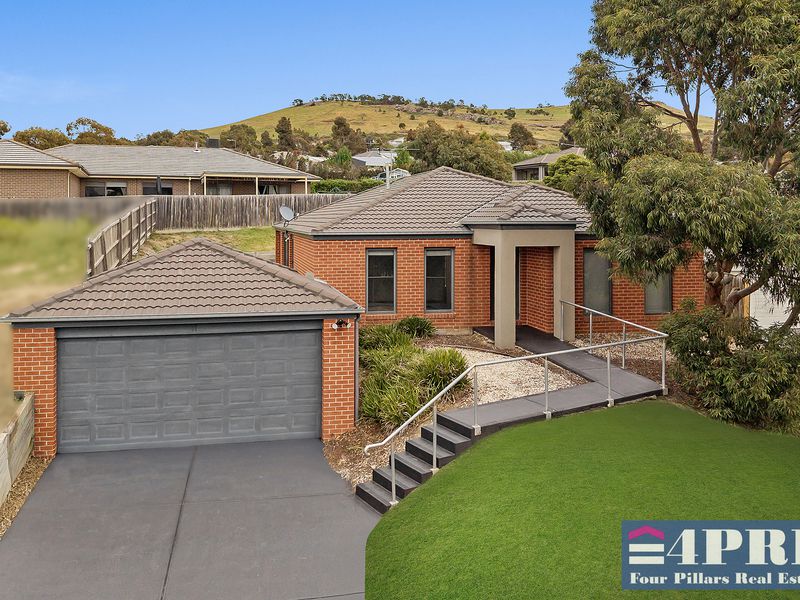 8 Hadlow Court, Sunbury, Sunbury - Thumbnail 2