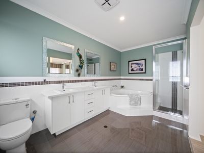 61 St Leonards Boulevard, Dayton