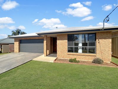 76 Catherine Drive, Dubbo
