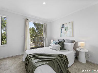 5 Pennyroyal Avenue, Truganina