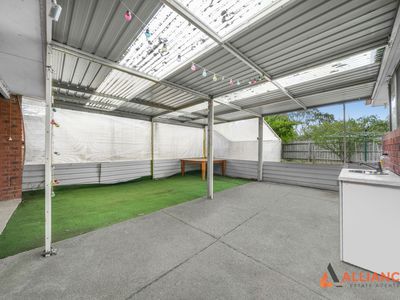 27 Plowman Court, Epping