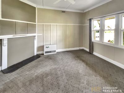 10 Gardenia Street, Horsham