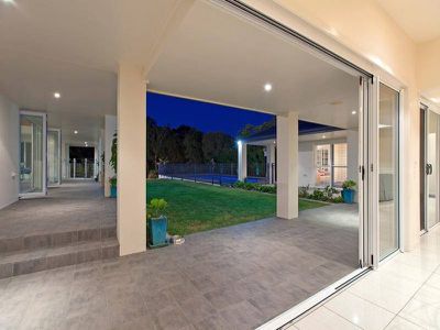 107 Bleasby Road, Eight Mile Plains