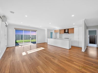 37 Greenmont Road, Wyndham Vale