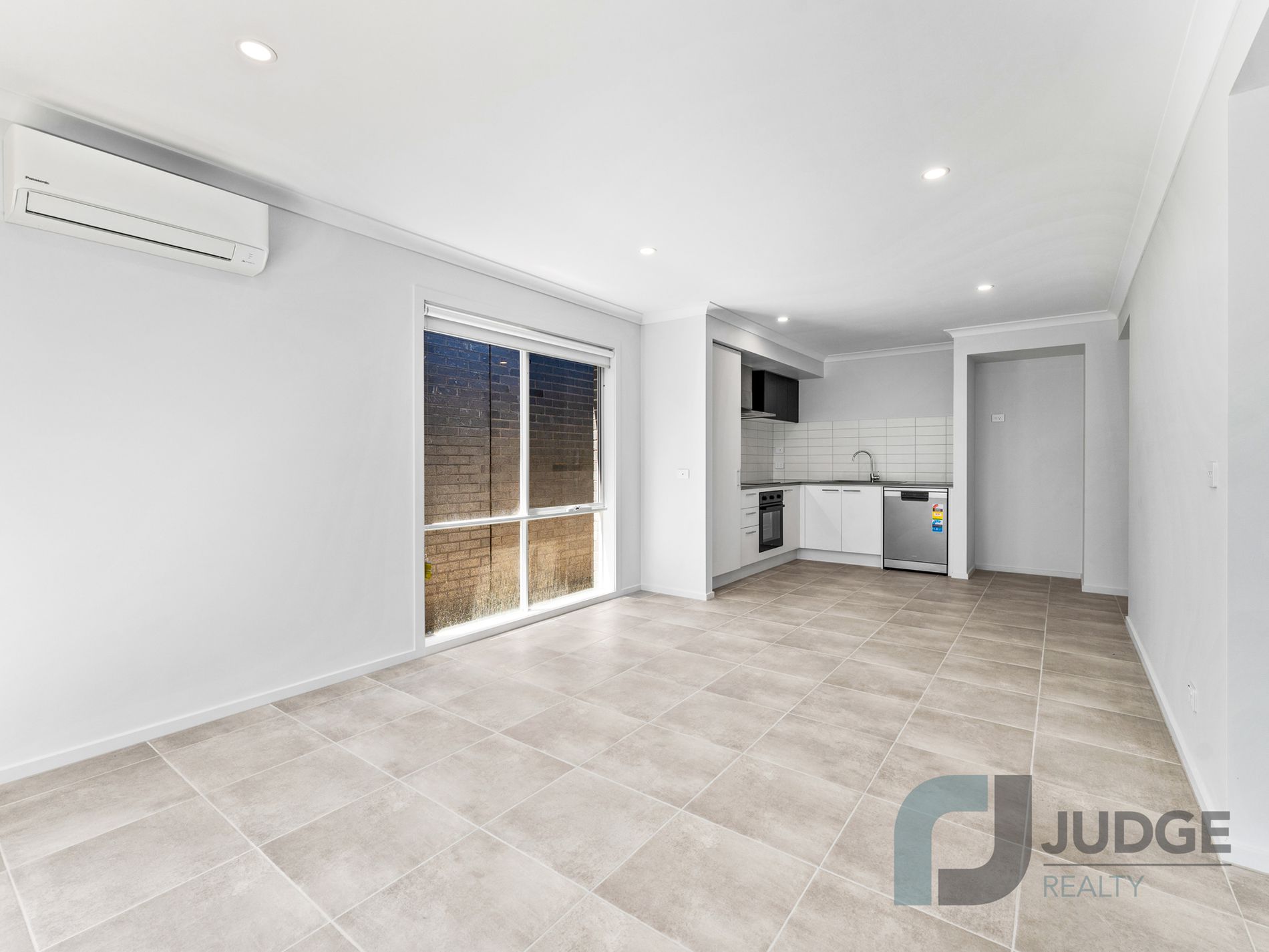 8 Sunnybank Road, Fraser Rise