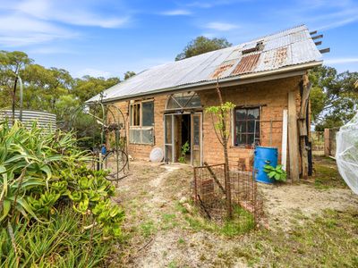 110 Bassett Lane, Hilldene