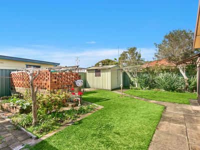 79 Waratah Street, Windang