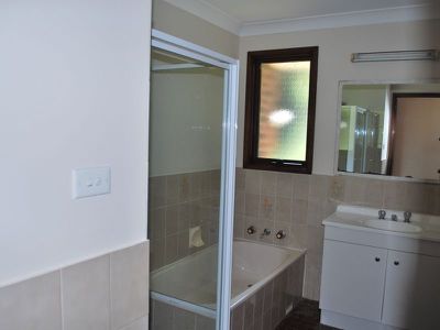 33 Hassan Street, Lake Heights