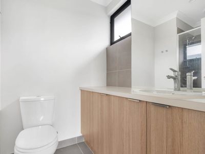 24 Quill Circuit, Kalkallo