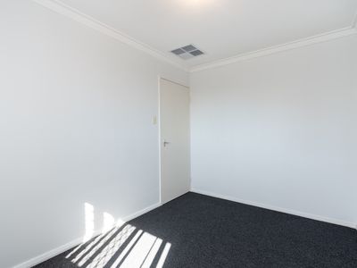 2 McClure St, Safety Bay