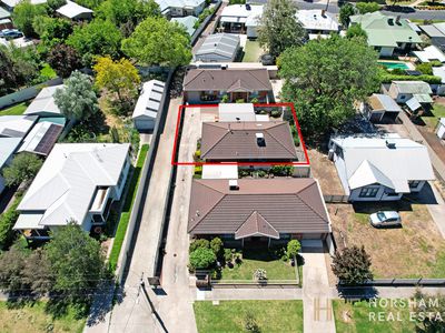 2 / 5 George Street, Horsham