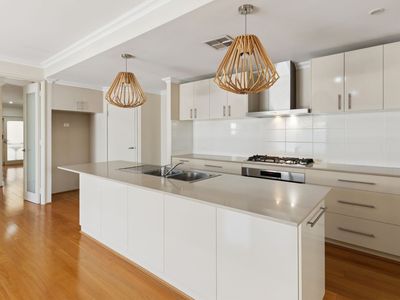 4 Arinto Court, Caversham