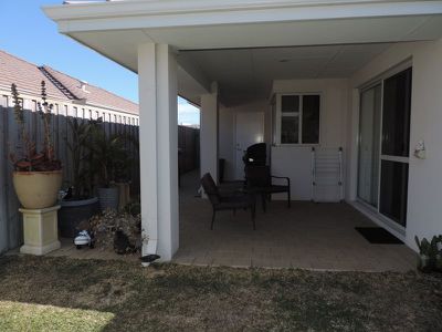 16 Venulosa Avenue, Halls Head