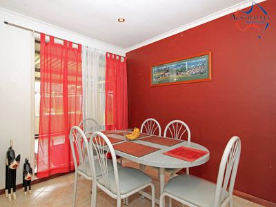 11 Macina Place, St Clair