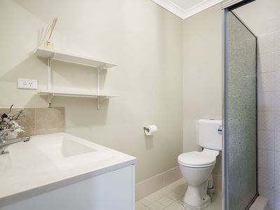 2B Eaglemont Drive, Swan View