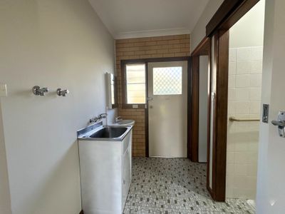 4 / 18A Schubert Crescent, Wodonga