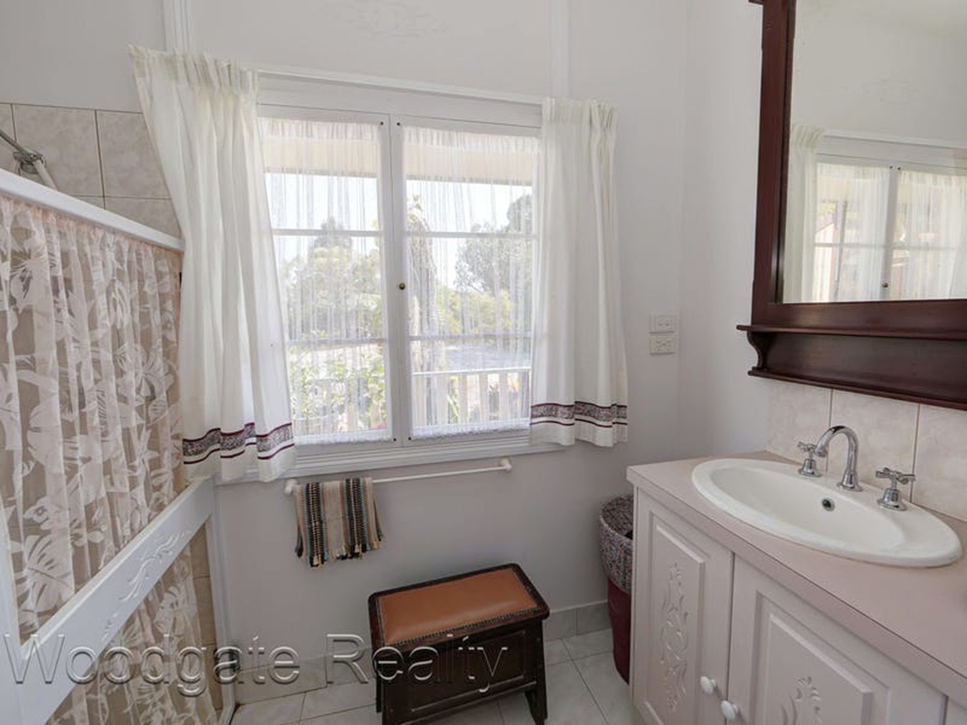 16 Lorikeet Ave, Woodgate