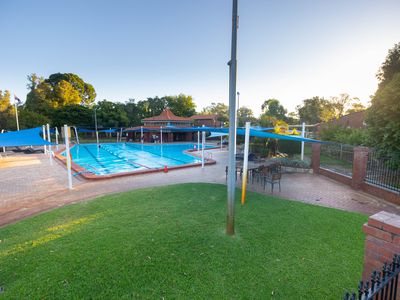 30 Regency Drive, Thornlie