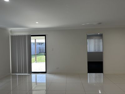 1 / 29 Harrow St, Cambooya