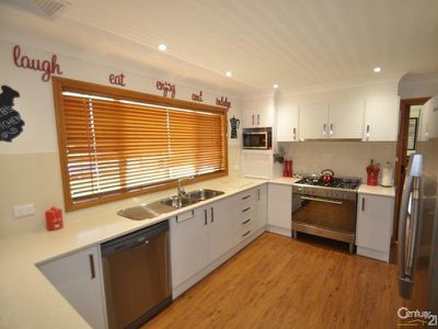 16 Mackay Drive, Dubbo
