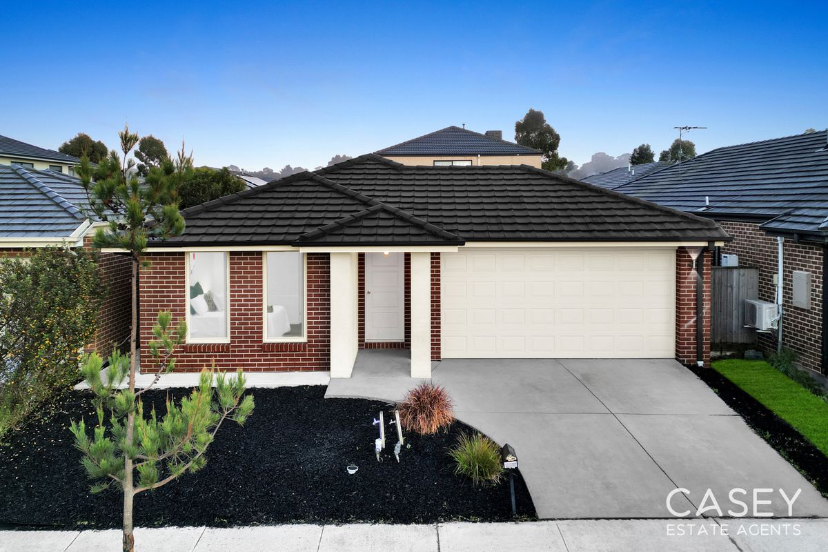 Ideal Family Home in Cranbourne East!