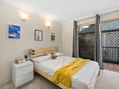 4 / 12 McGregor Avenue, Lutwyche