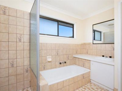 359 Springwood Road, Springwood