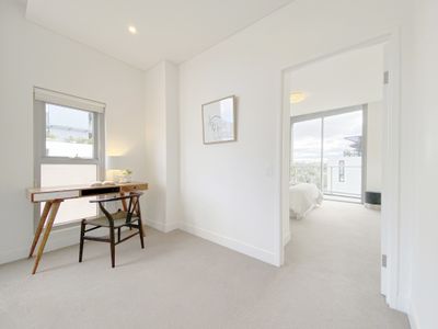 612 / 131 Ross Street, Forest Lodge