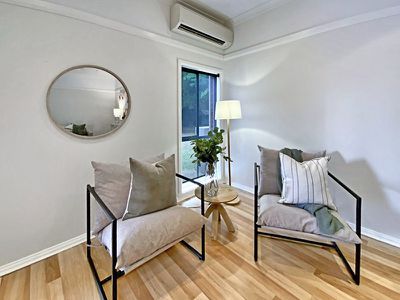 39 Oxford Street, Forbes