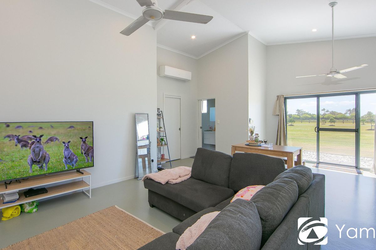 12 Wiblens Lane, Palmers Island