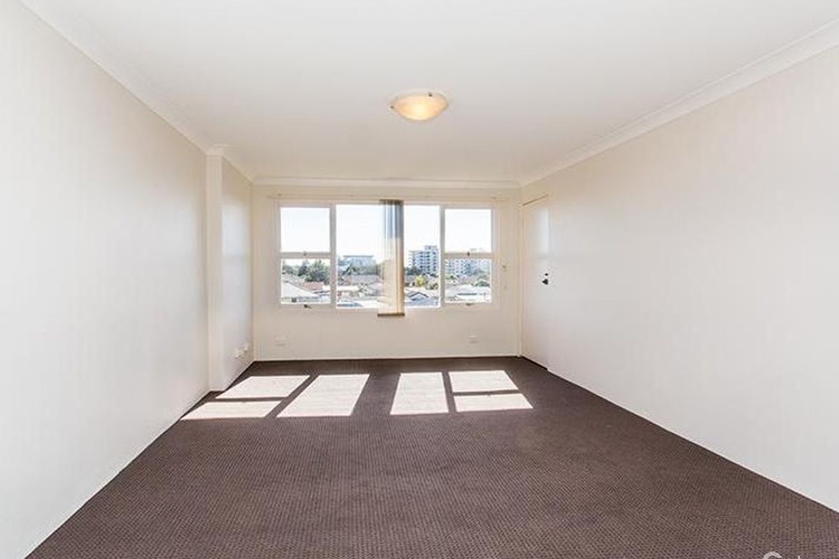6 / 30 Benelong Street, The Entrance