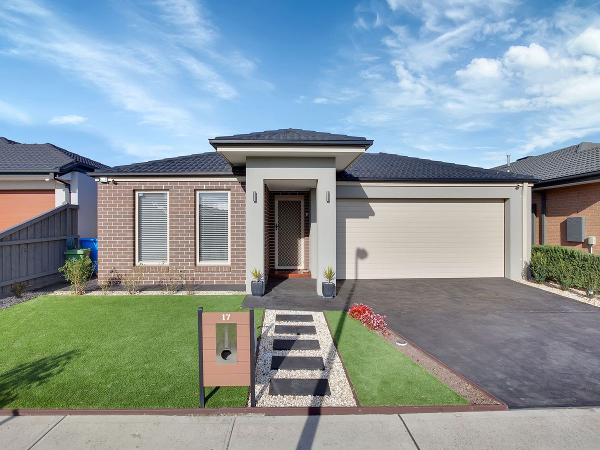 17 Rainford Crescent, Lyndhurst Grand Real Estate