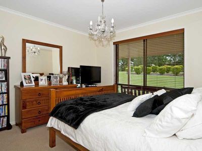 27 Bass Street Barellan Point, Karalee