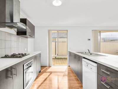 32 Bradley Street, Southern River