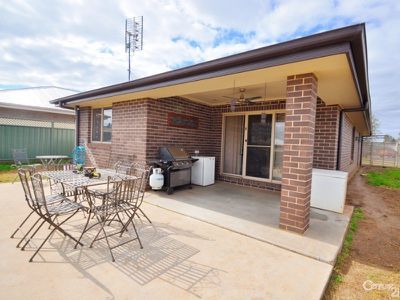 2 Javea Close, Dubbo