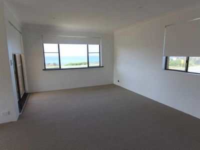 3   100 Head Street, Forster