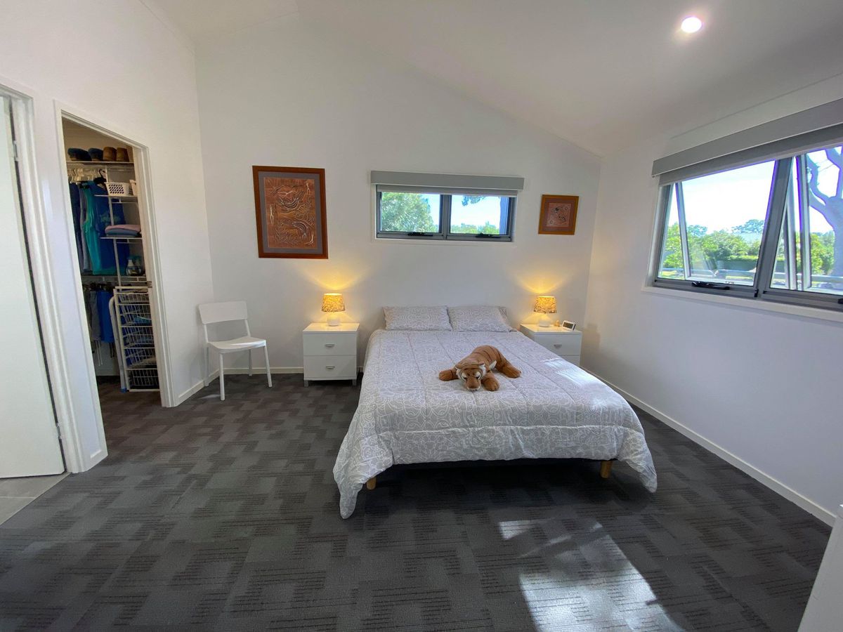 1 Sanctuary Point Close, Point Vernon
