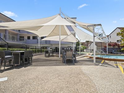 29 / 136 Marine Parade, Southport