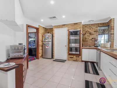 43 Explorer Drive, Thornlie