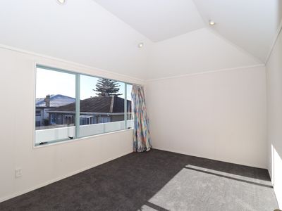 26A The Parade, Bucklands Beach