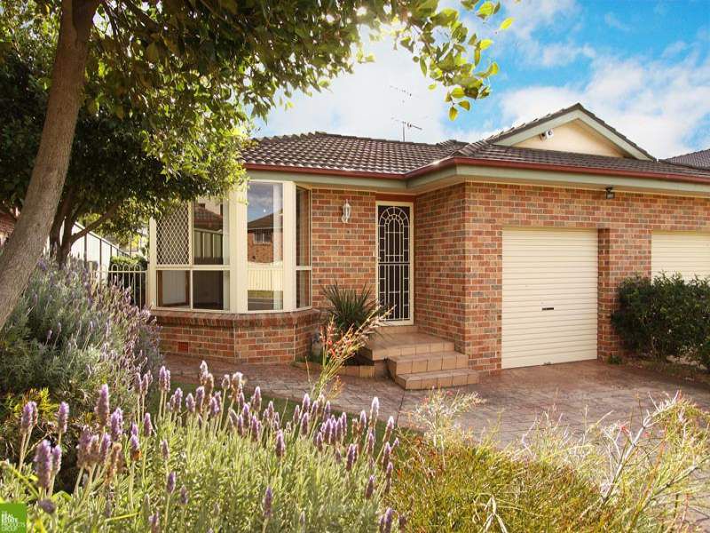 1 / 8 Arkell Street, Figtree