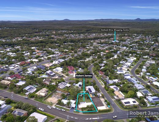Tidy home in great location. image 23