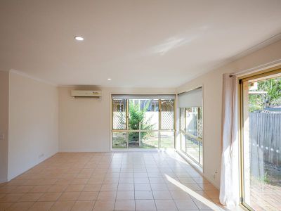 25 Whitmore Crs, Goodna