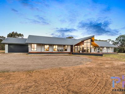 8 Montgomery Lane, Lockwood