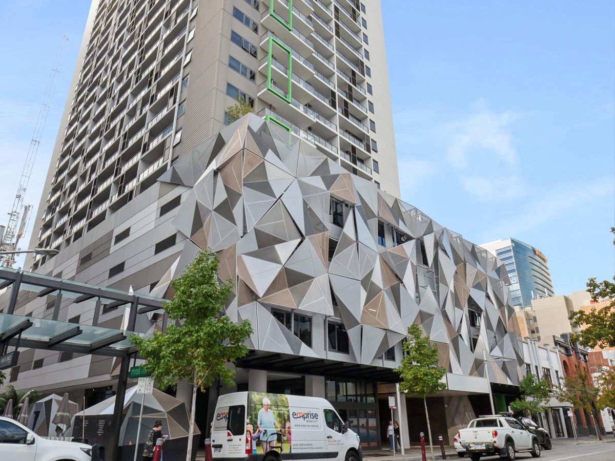 2006 / 380 Murray Street, Perth