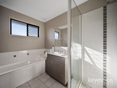14 Goldcrest Court, Condon