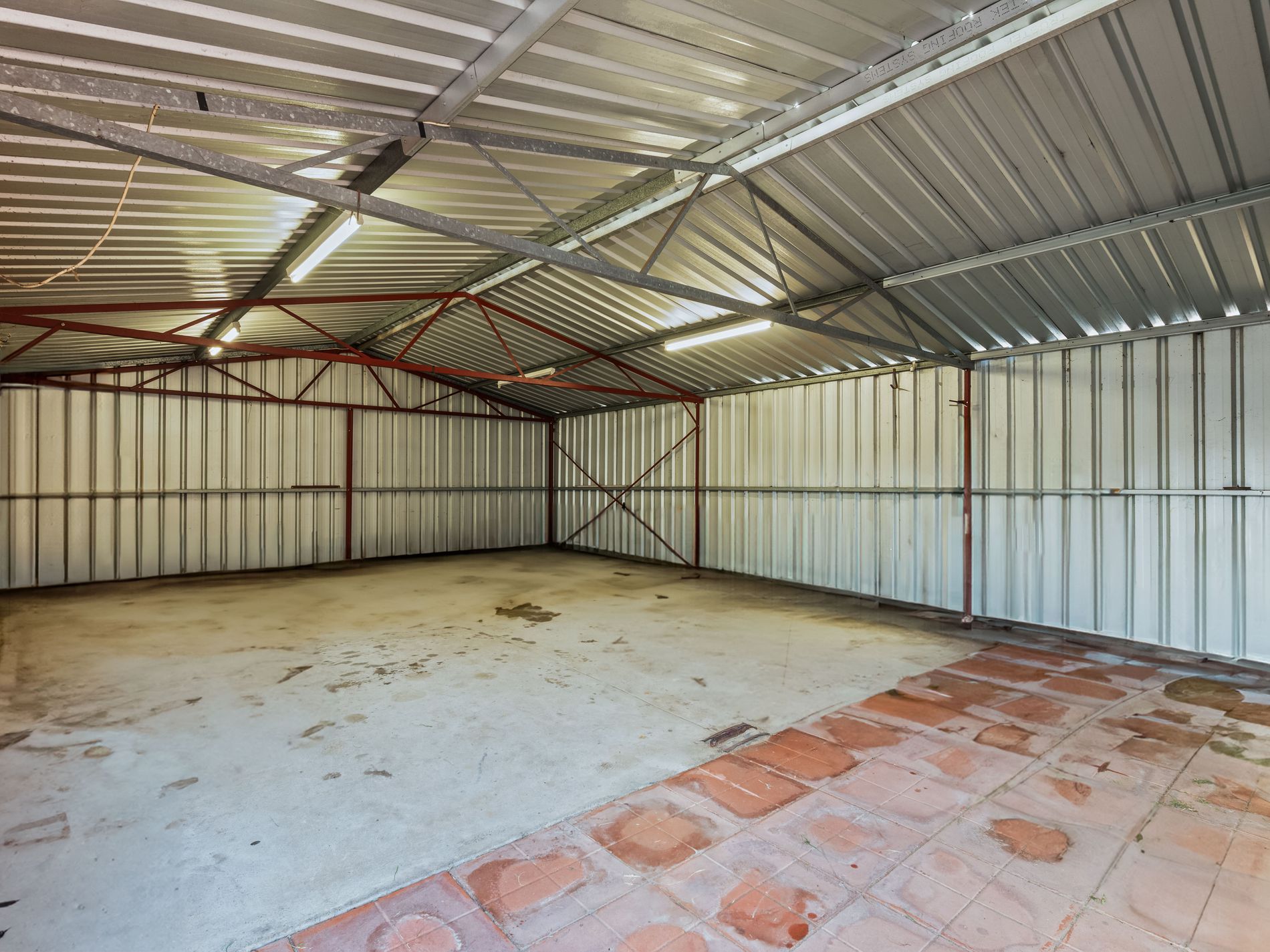 90 Inverness Circle, Camillo