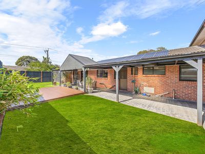 11 Roberts Road, Cranbourne