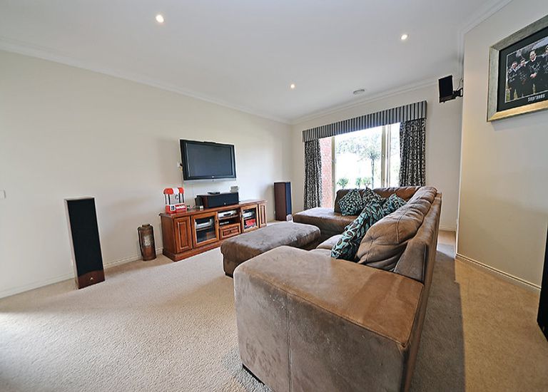 3 Sanford Court, Portland