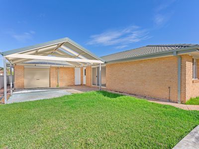 5 MICHAELA PLACE, Forster